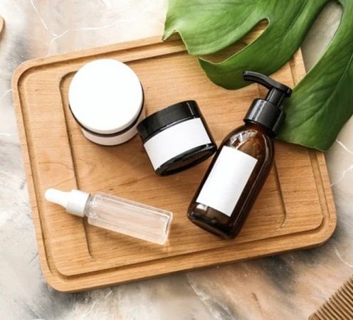 انتخاب میان ماسک و روغن مو فراتر از یک خرید ساده است؛ این انتخابی میان احیای ساختاری و زیبایی بصری است.